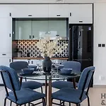 Amazing 2Br In Collective 2